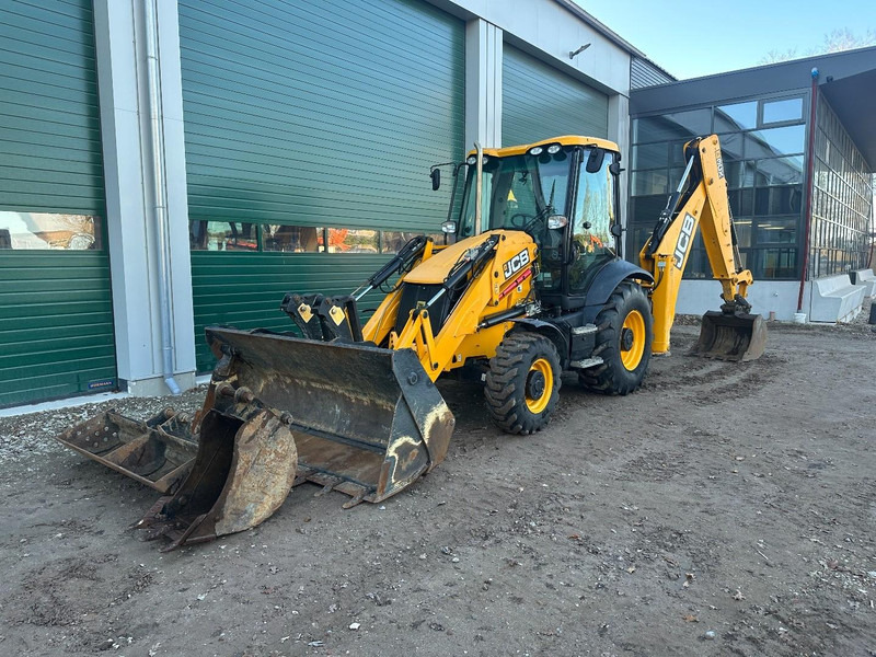 JCB 3CX 14 Excellent condition - LOW Hours - 3 digging buckets - Екскаватор-навантажувач: фото 1 JCB 3CX 14 Excellent condition - LOW Hours - 3 digging buckets - Екскаватор-навантажувач: фото 1