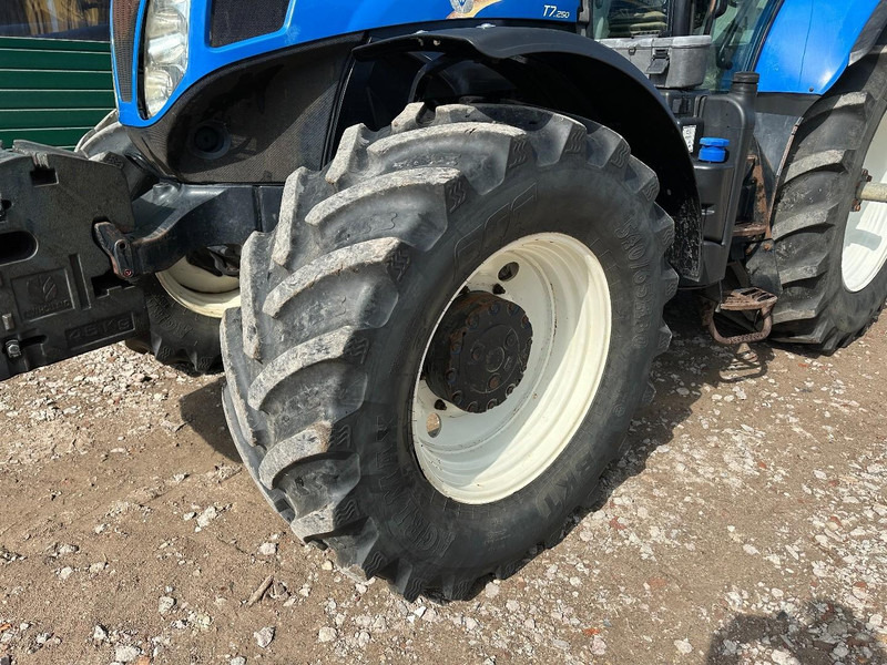 Трактор New Holland T7.250 Power Command: фото 9 Трактор New Holland T7.250 Power Command: фото 9