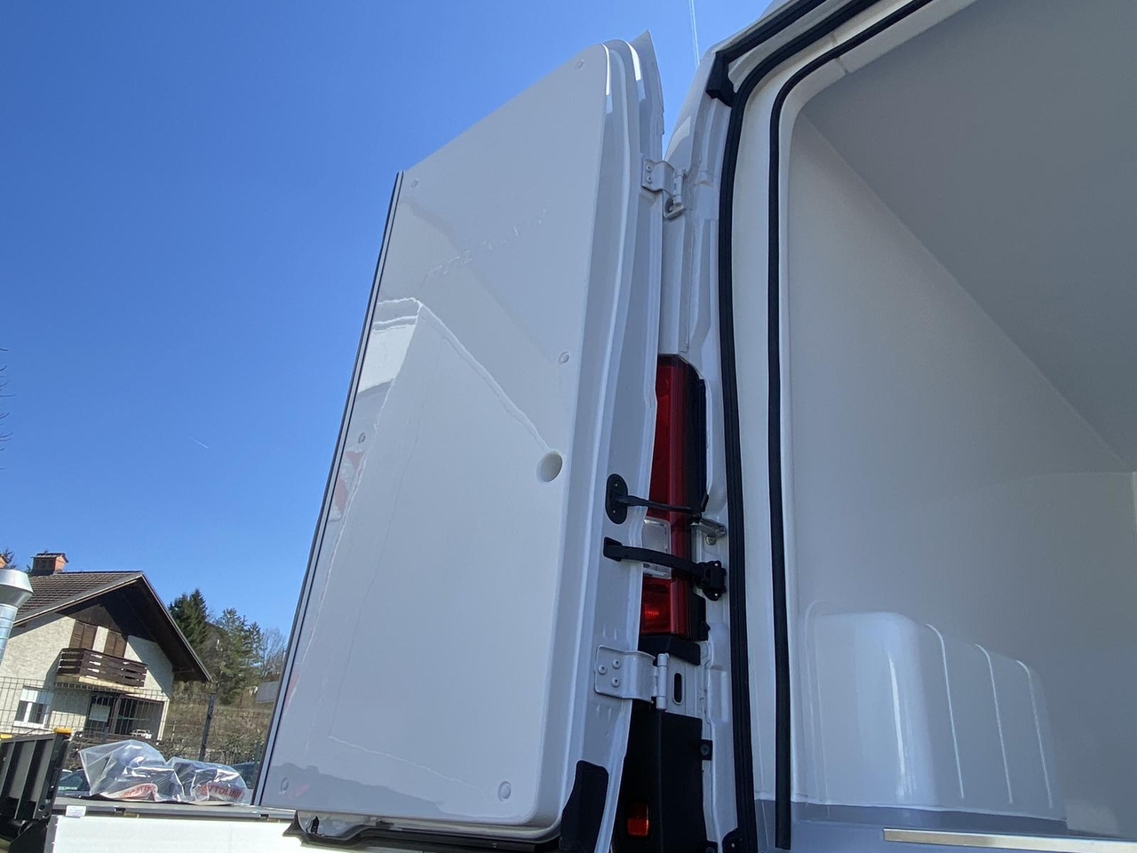 Новий Фургон-рефрижератор FIAT DUCATO L3H2 140PS | TIEFKÜHLFAHRZEUG -20C + KONVEKTA TK 4022 12V-230V: фото 9