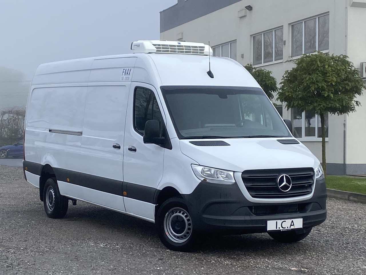 MERCEDES-BENZ SPRINTER 317 CDI L4H3 170PS AUTOMATIK FRISCHDIENST + KONVEKTA FK 3022 12-220V - Фургон-рефрижератор: фото 3 MERCEDES-BENZ SPRINTER 317 CDI L4H3 170PS AUTOMATIK FRISCHDIENST + KONVEKTA FK 3022 12-220V - Фургон-рефрижератор: фото 3