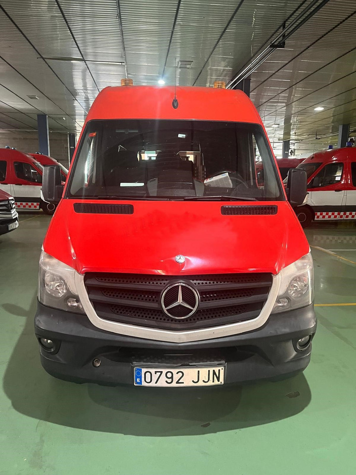 MERCEDES BENZ AMBULANCE FOR REDUCED MOBILITY PERSONS Sprinter 313 CDI(15 units) - Карета швидкої допомоги: фото 1 MERCEDES BENZ AMBULANCE FOR REDUCED MOBILITY PERSONS Sprinter 313 CDI(15 units) - Карета швидкої допомоги: фото 1
