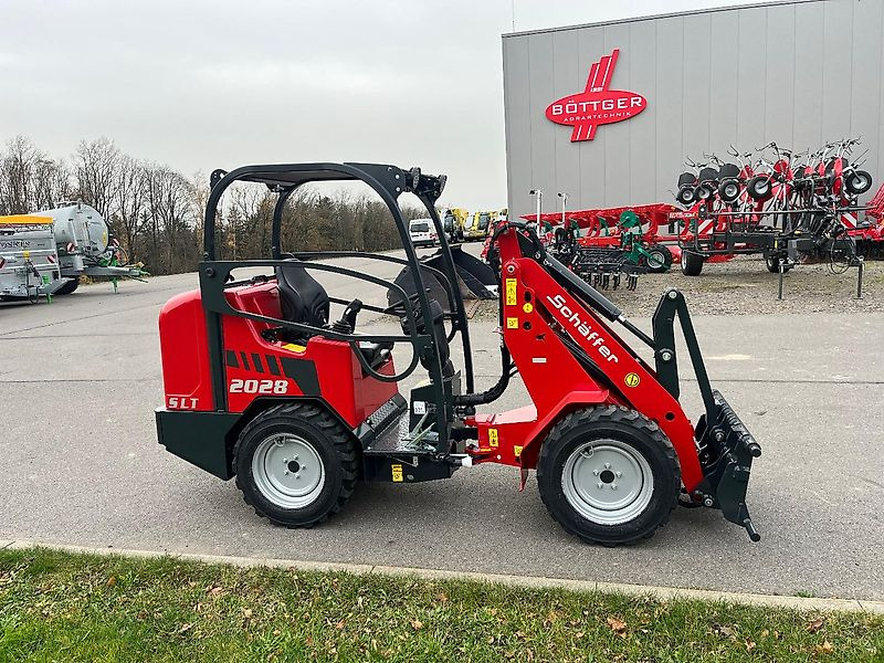 Schäffer 2028 SLT - Компактний фронтальний навантажувач: фото 5 Schäffer 2028 SLT - Компактний фронтальний навантажувач: фото 5