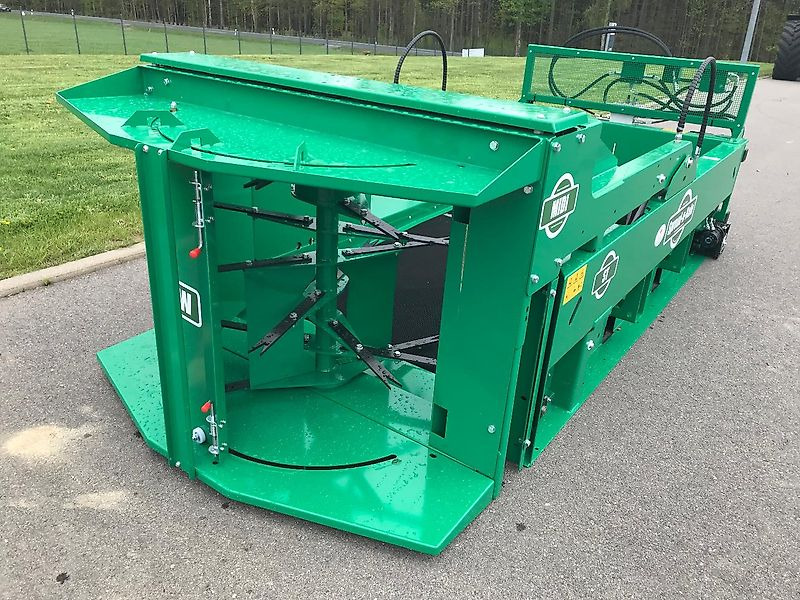 Spread-a-Bale Ballenauflöser MIDI ST 100 - Техніка для сінозаготівлі: фото 5 Spread-a-Bale Ballenauflöser MIDI ST 100 - Техніка для сінозаготівлі: фото 5