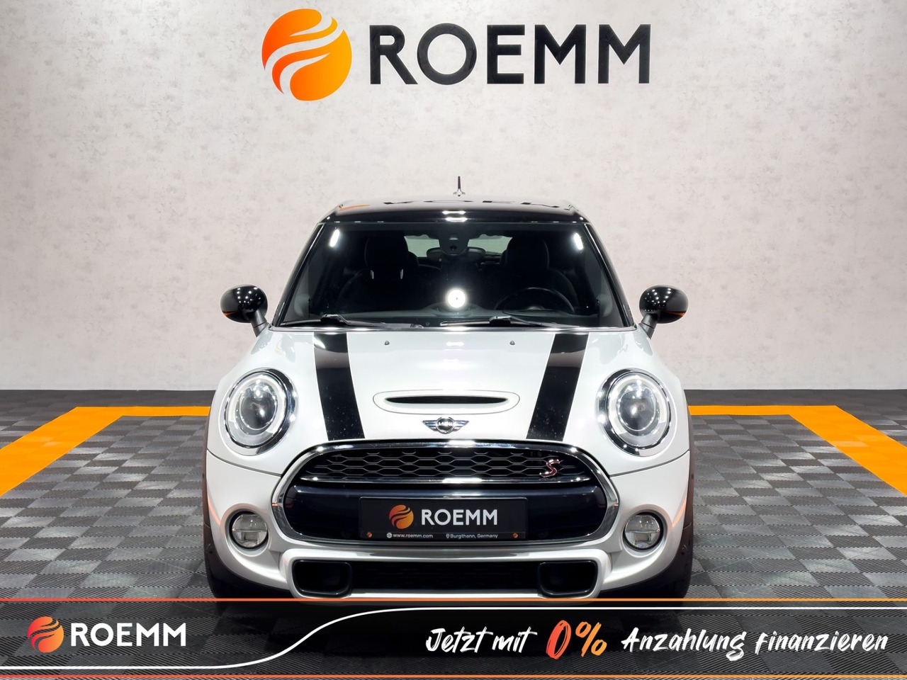 MINI Cooper SD*GARANTIE*1 Halter*Harman Kardon* - Седан: фото 1 MINI Cooper SD*GARANTIE*1 Halter*Harman Kardon* - Седан: фото 1