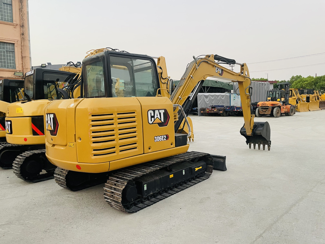 Caterpillar 306 Used Excavator CAT 306D 306E 3062 6 Ton Crawler Excavators Doosan DH60 DX60 Hyundai 60 for Sale - Міні-екскаватор: фото 2 Caterpillar 306 Used Excavator CAT 306D 306E 3062 6 Ton Crawler Excavators Doosan DH60 DX60 Hyundai 60 for Sale - Міні-екскаватор: фото 2