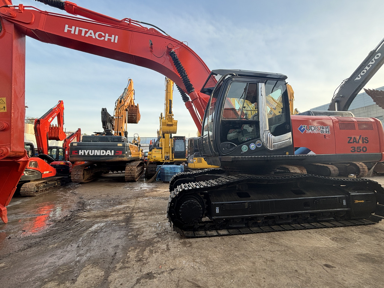 Hitachi ZX350 Used Excavator Hitachi 35 ton Secondhand Crawler Excavators Zx60 zx70 Zx120 Zx130 zx210 zx240 Zx300 zx850 - Гусеничний екскаватор: фото 2 Hitachi ZX350 Used Excavator Hitachi 35 ton Secondhand Crawler Excavators Zx60 zx70 Zx120 Zx130 zx210 zx240 Zx300 zx850 - Гусеничний екскаватор: фото 2