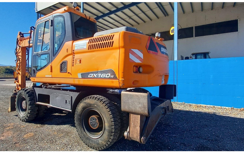 Doosan DX140W-3 - Колісний екскаватор: фото 3 Doosan DX140W-3 - Колісний екскаватор: фото 3