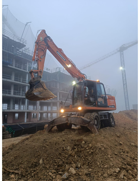 Doosan DX140W-3 *coming soon* - Колісний екскаватор: фото 3 Doosan DX140W-3 *coming soon* - Колісний екскаватор: фото 3