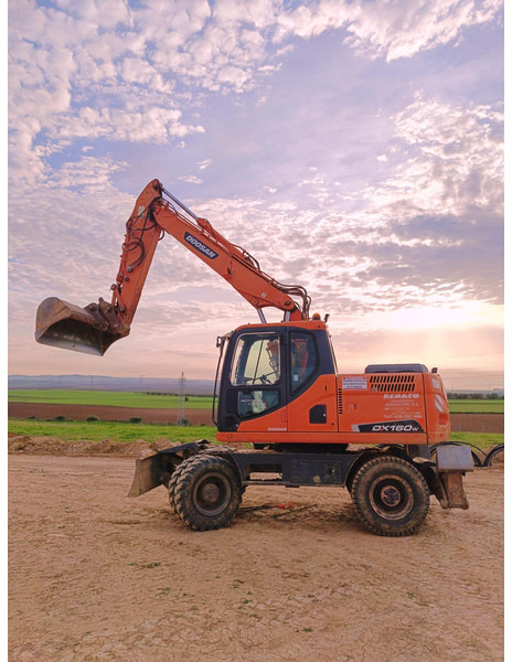 Doosan DX140W-3 *coming soon* - Колісний екскаватор: фото 1 Doosan DX140W-3 *coming soon* - Колісний екскаватор: фото 1