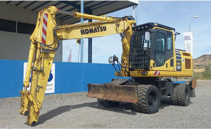 Komatsu PW180-10 - Колісний екскаватор: фото 3 Komatsu PW180-10 - Колісний екскаватор: фото 3