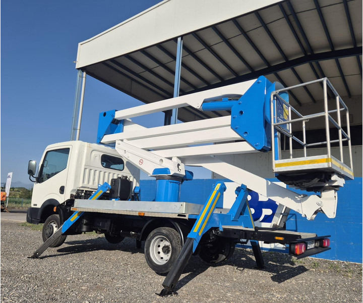 Nissan CABSTAR 35.12 SOCAGE DA320 - Вантажівка, Вантажівка з маніпулятором: фото 4 Nissan CABSTAR 35.12 SOCAGE DA320 - Вантажівка, Вантажівка з маніпулятором: фото 4