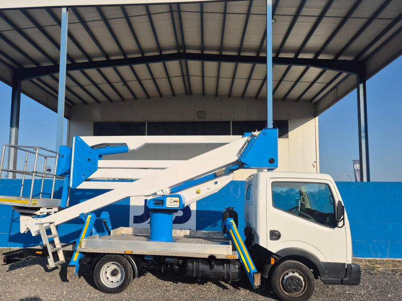 Nissan CABSTAR 35.12 SOCAGE DA320 - Вантажівка, Вантажівка з маніпулятором: фото 2 Nissan CABSTAR 35.12 SOCAGE DA320 - Вантажівка, Вантажівка з маніпулятором: фото 2