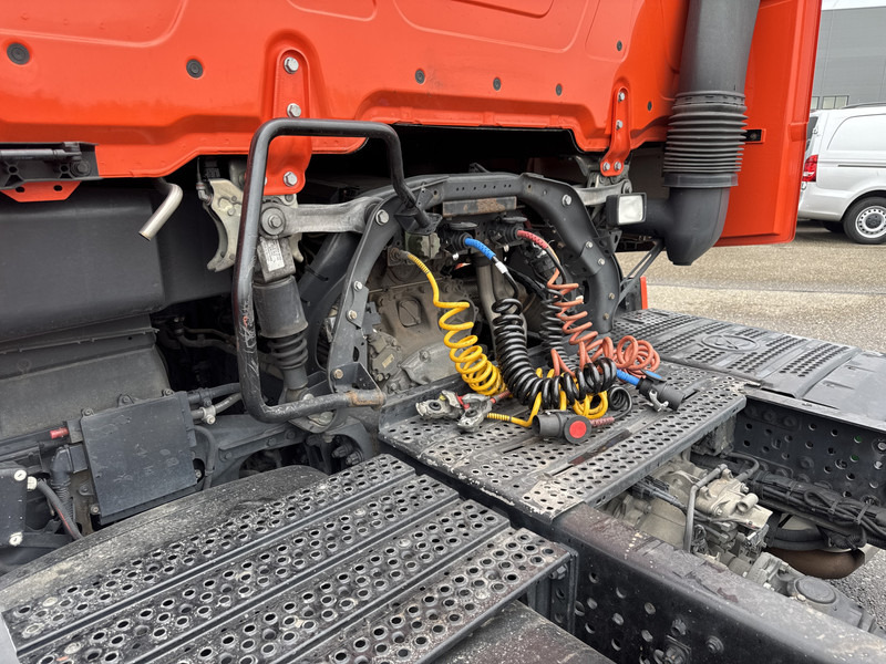 Вантажівка шасі Mercedes-Benz Actros L-Gigaspacecabine 1845 LS Lowliner, Solostar Mirror cams , Leer , Euro 6: фото 17 Вантажівка шасі Mercedes-Benz Actros L-Gigaspacecabine 1845 LS Lowliner, Solostar Mirror cams , Leer , Euro 6: фото 17