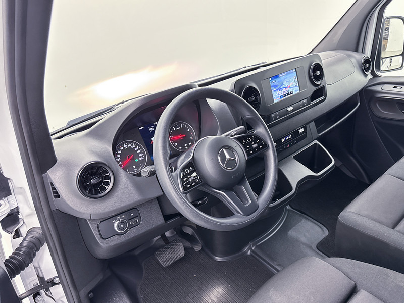 Mercedes-Benz Sprinter 317 1.9 CDI L2H2 Navigatie Achteruitrijcamera Apple Carplay/Android Auto Betimmering Cruise Control - Легковий фургон: фото 5 Mercedes-Benz Sprinter 317 1.9 CDI L2H2 Navigatie Achteruitrijcamera Apple Carplay/Android Auto Betimmering Cruise Control - Легковий фургон: фото 5