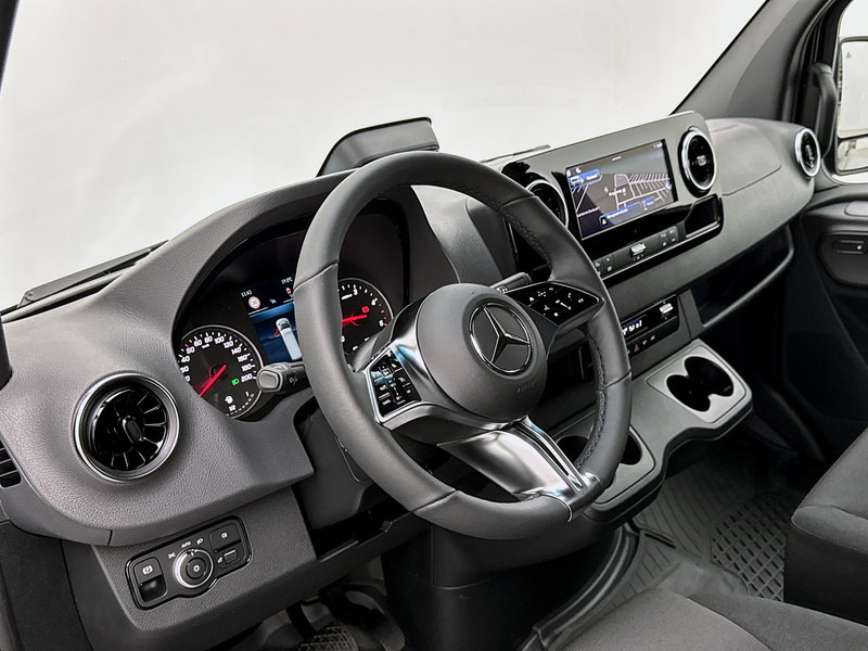 Mercedes-Benz Sprinter 317 1.9 CDI L4 Pro 3.5t trekhaak Navigatie Betimmering Parkeerpakket Stoel en stuurverwarming - Суцільнометалевий фургон: фото 5 Mercedes-Benz Sprinter 317 1.9 CDI L4 Pro 3.5t trekhaak Navigatie Betimmering Parkeerpakket Stoel en stuurverwarming - Суцільнометалевий фургон: фото 5