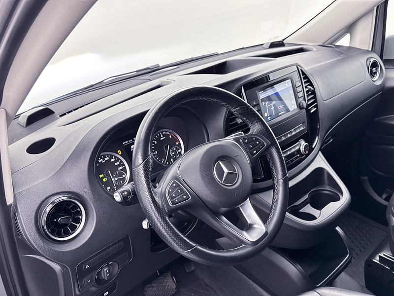 Mercedes-Benz Vito 119 CDI Lang DC Distronic 19"inch lichtmetaal 2x schuifdeur Led Stoelverwarming Navigatie Dubbele cabine Automatische airco - Легковий фургон, Вантажопасажирський фургон: фото 4 Mercedes-Benz Vito 119 CDI Lang DC Distronic 19"inch lichtmetaal 2x schuifdeur Led Stoelverwarming Navigatie Dubbele cabine Automatische airco - Легковий фургон, Вантажопасажирський фургон: фото 4