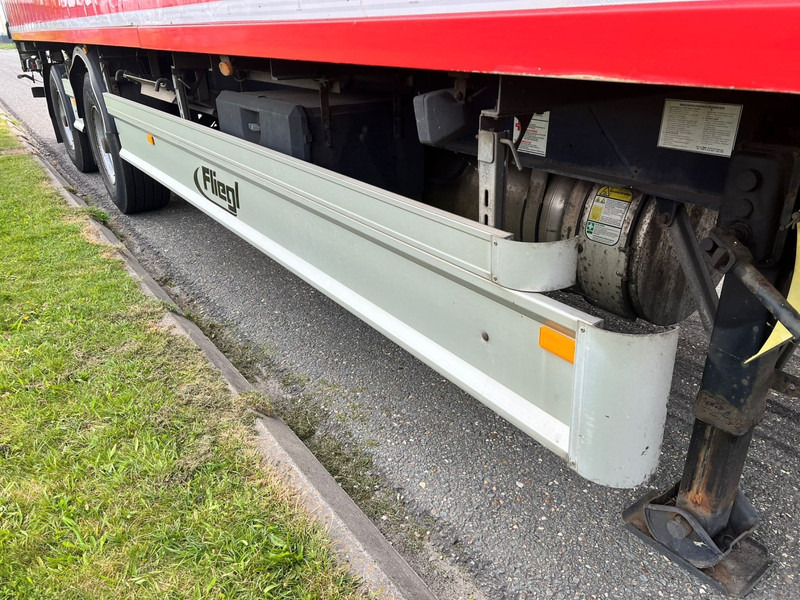 Fliegl SZS 330 Gesloten oplegger 2 Axle / / Ladklep - Закритий кузов напівпричіп: фото 4 Fliegl SZS 330 Gesloten oplegger 2 Axle / / Ladklep - Закритий кузов напівпричіп: фото 4