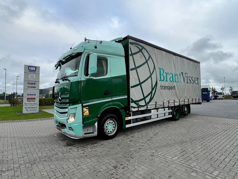 Mercedes-Benz Actros 2745 6x2 bakwagen Schuifzeilen - Тентована вантажівка: фото 1 Mercedes-Benz Actros 2745 6x2 bakwagen Schuifzeilen - Тентована вантажівка: фото 1