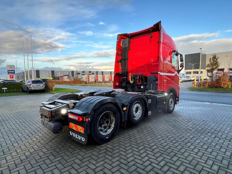 Volvo FH 500 6x2 trekker Globetrotter / Pusher / lift - Тягач: фото 5 Volvo FH 500 6x2 trekker Globetrotter / Pusher / lift - Тягач: фото 5