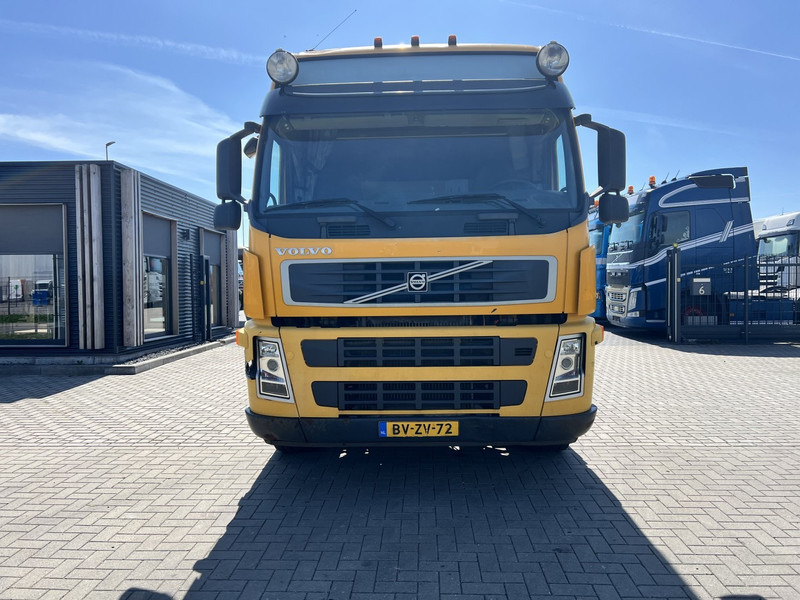 Volvo FM480 6X2 containersysteem Globetrotter / NCH systeem / 10 Tyres - Тросовий мультиліфт: фото 2 Volvo FM480 6X2 containersysteem Globetrotter / NCH systeem / 10 Tyres - Тросовий мультиліфт: фото 2