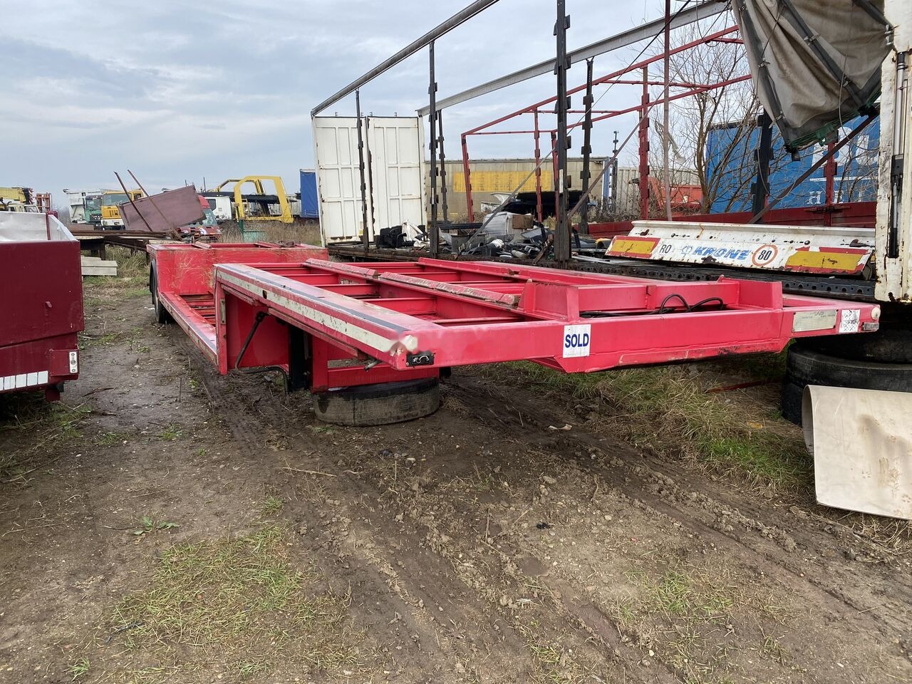 Fliegl Trailer 1 AXE ASCA ---FRANTA - Transport Special - LOWRIDER - Низькорамна платформа напівпричіп: фото 1 Fliegl Trailer 1 AXE ASCA ---FRANTA - Transport Special - LOWRIDER - Низькорамна платформа напівпричіп: фото 1