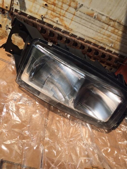 Renault DCI stanga/dreapta NOU - Передня фара в категорії Вантажівки: фото 1 Renault DCI stanga/dreapta NOU - Передня фара в категорії Вантажівки: фото 1