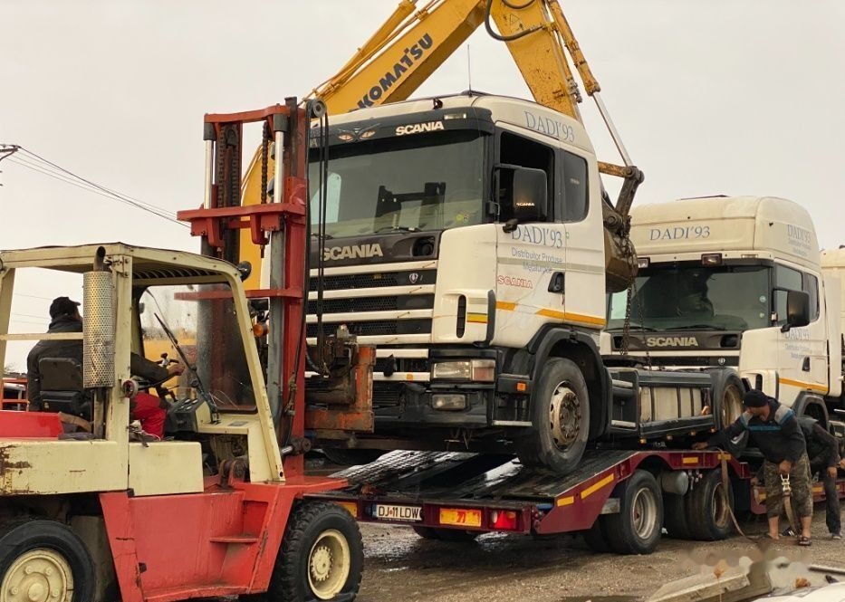 Scania P G R - Вантажівка шасі: фото 1 Scania P G R - Вантажівка шасі: фото 1