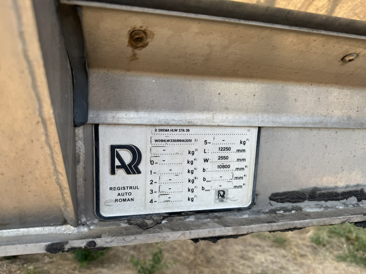 Transport lichide ALIMENTARE HLW STA 36 INOX ALIMENTAR AZOR AGRICULTURA - Напівпричіп цистерна: фото 3 Transport lichide ALIMENTARE HLW STA 36 INOX ALIMENTAR AZOR AGRICULTURA - Напівпричіп цистерна: фото 3
