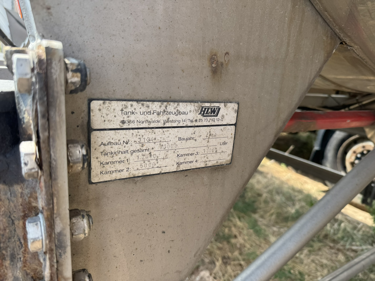 Transport lichide ALIMENTARE HLW STA 36 INOX ALIMENTAR AZOR AGRICULTURA - Напівпричіп цистерна: фото 2 Transport lichide ALIMENTARE HLW STA 36 INOX ALIMENTAR AZOR AGRICULTURA - Напівпричіп цистерна: фото 2