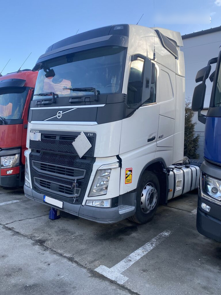 Volvo FH12 EURO 6 2016 460 A Volvo FH12 EURO 6 2016 460 truck - Кабіна в категорії Вантажівки: фото 2 Volvo FH12 EURO 6 2016 460 A Volvo FH12 EURO 6 2016 460 truck - Кабіна в категорії Вантажівки: фото 2