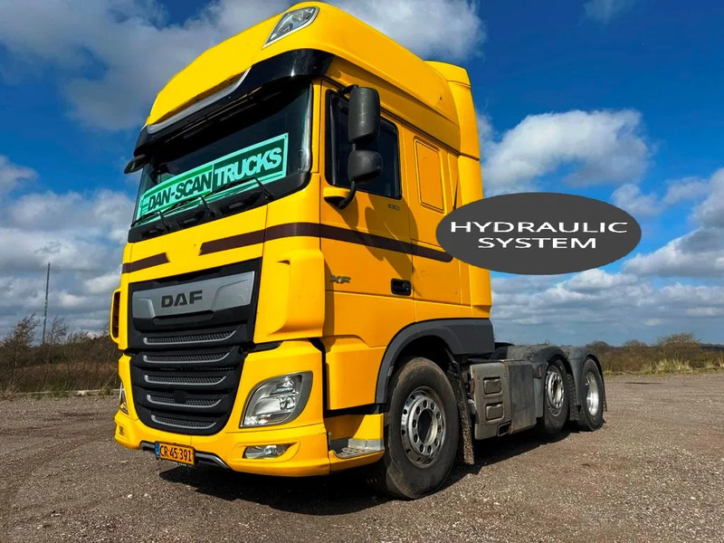 DAF XF 530 Twensteer 6x2/4. Hydr. system. - Тягач: фото 2 DAF XF 530 Twensteer 6x2/4. Hydr. system. - Тягач: фото 2