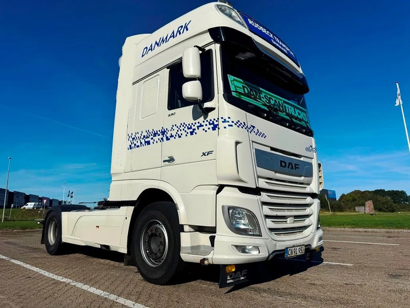 DAF XF 530 god tractor unit - Тягач: фото 1 DAF XF 530 god tractor unit - Тягач: фото 1