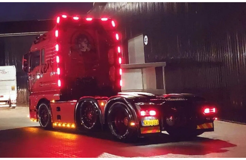 MAN TGX 26.510 2stk . Special interior. pusher 6x2/2. - Тягач: фото 4 MAN TGX 26.510 2stk . Special interior. pusher 6x2/2. - Тягач: фото 4