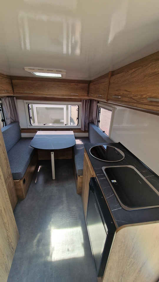 N-LAZUR Niewiadów Nowa Przyczepa Kempingowa dla 4 osób z Łazienką - Причіп дача: фото 1 N-LAZUR Niewiadów Nowa Przyczepa Kempingowa dla 4 osób z Łazienką - Причіп дача: фото 1