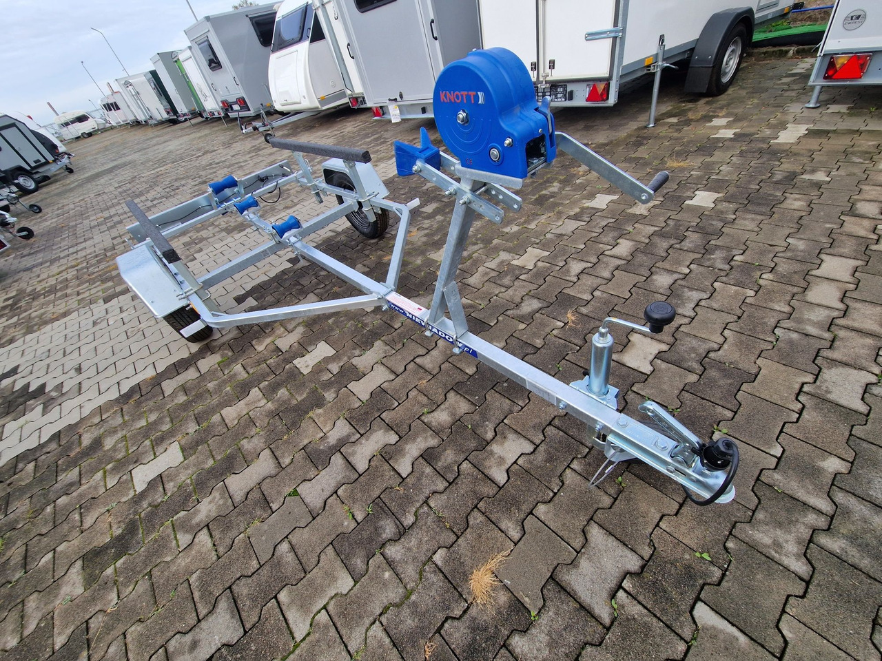 Nowa Przyczepa Podłodziowa ponton łódź 350 - 550cm Niewiadów P400 P415 - Автовоз причіп: фото 5 Nowa Przyczepa Podłodziowa ponton łódź 350 - 550cm Niewiadów P400 P415 - Автовоз причіп: фото 5