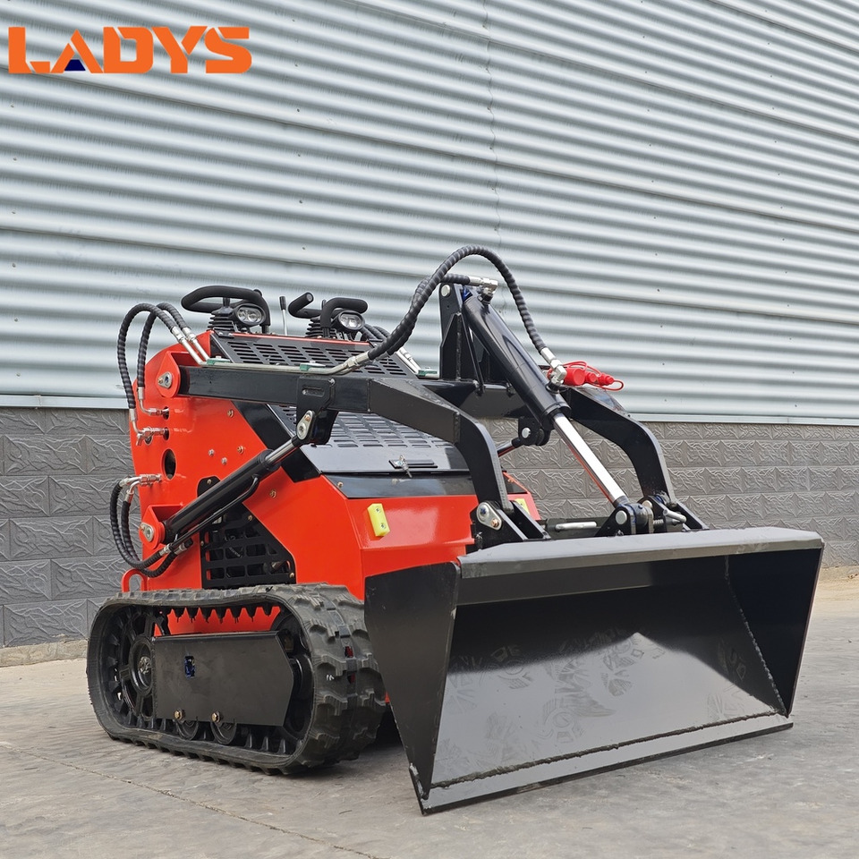 LADYS LA380 Mini Skid Steer CE Certification Kubota Engine(Factory Outlet) Mini Skid steer Loader For Sale - Міні-навантажувач: фото 3 LADYS LA380 Mini Skid Steer CE Certification Kubota Engine(Factory Outlet) Mini Skid steer Loader For Sale - Міні-навантажувач: фото 3