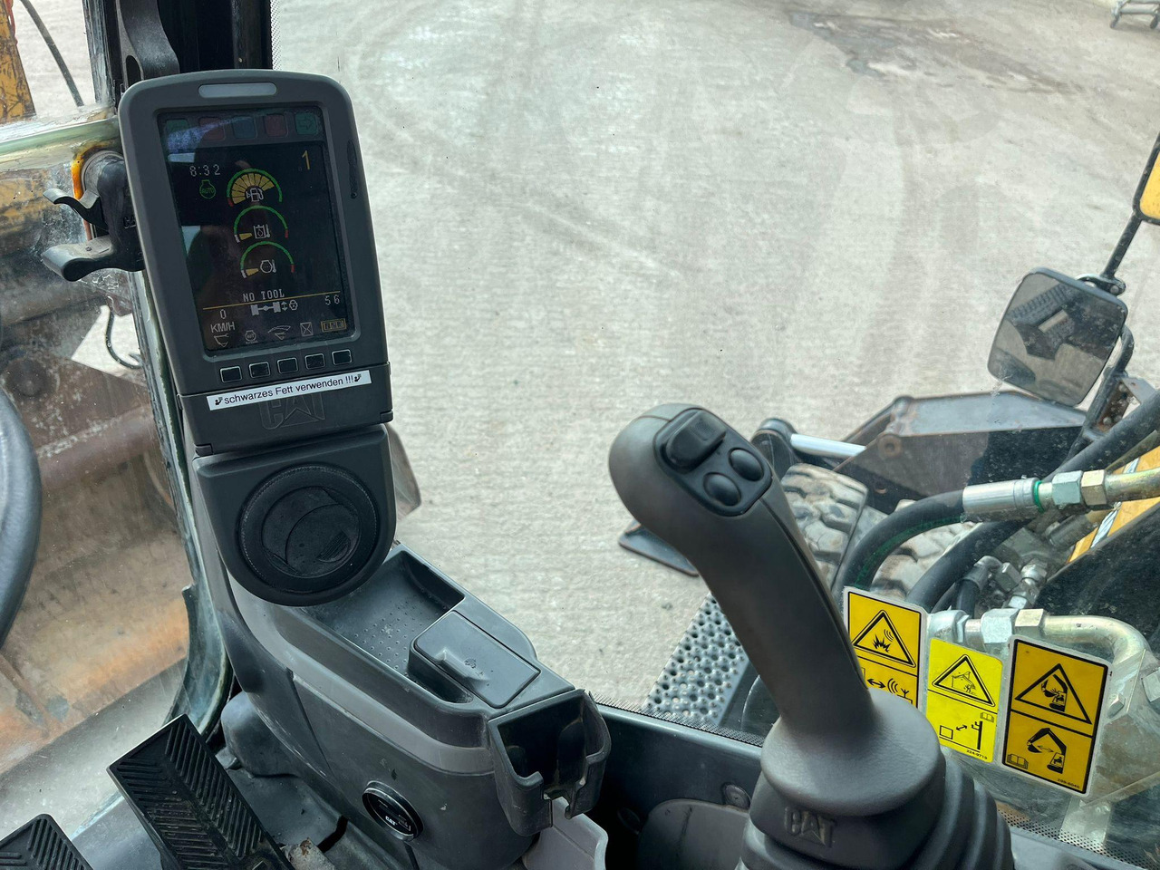 Колісний екскаватор Caterpillar M318D: фото 14