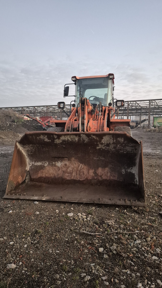 DOOSAN DL250-3 - Колісний навантажувач: фото 4 DOOSAN DL250-3 - Колісний навантажувач: фото 4