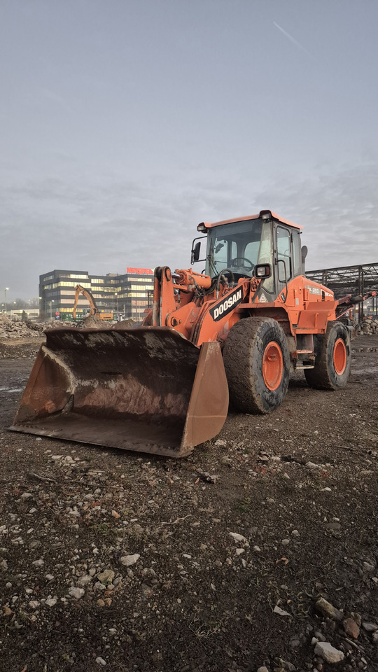 DOOSAN DL250-3 - Колісний навантажувач: фото 3 DOOSAN DL250-3 - Колісний навантажувач: фото 3
