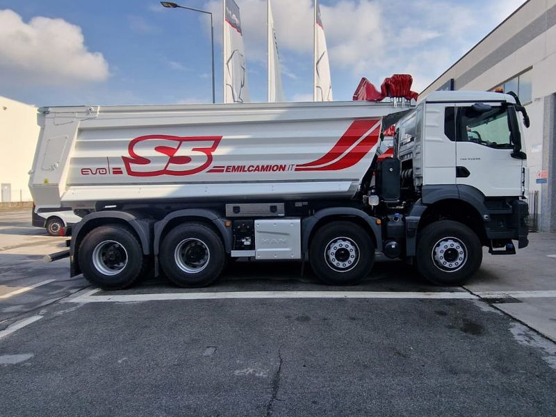 CAMION RIBALTABILE 4 ASSI 540HP MAN TGS 41.540 8X4 BB CH - Самоскид вантажівка: фото 2 CAMION RIBALTABILE 4 ASSI 540HP MAN TGS 41.540 8X4 BB CH - Самоскид вантажівка: фото 2