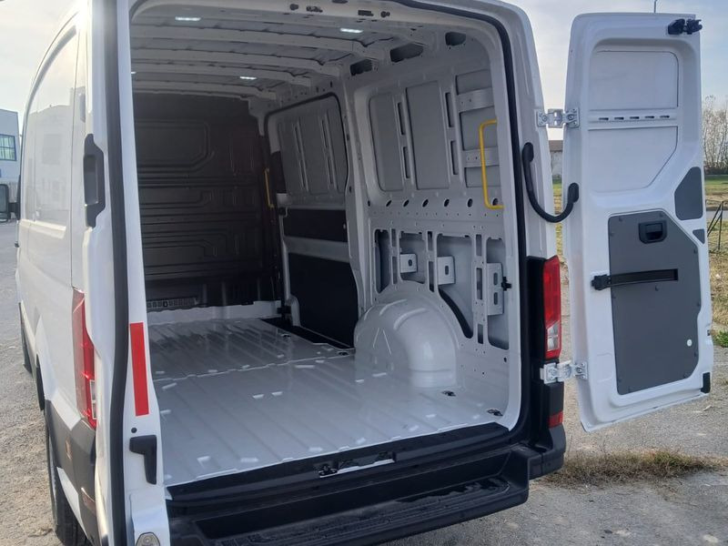 FURGONE CORTO TETTO BASSO MAN TGE 3.140 4X2F SB - Суцільнометалевий фургон: фото 4 FURGONE CORTO TETTO BASSO MAN TGE 3.140 4X2F SB - Суцільнометалевий фургон: фото 4