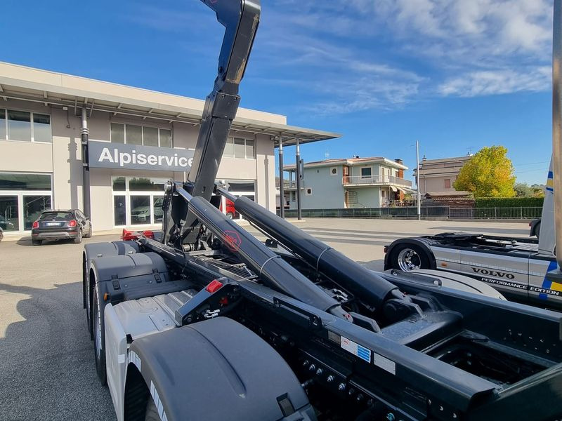 MAN TGS GANCIO SCARRABILE - NUOVO TGS 41.540 8x4 BB CH - Гаковий мультиліфт вантажівка: фото 4 MAN TGS GANCIO SCARRABILE - NUOVO TGS 41.540 8x4 BB CH - Гаковий мультиліфт вантажівка: фото 4