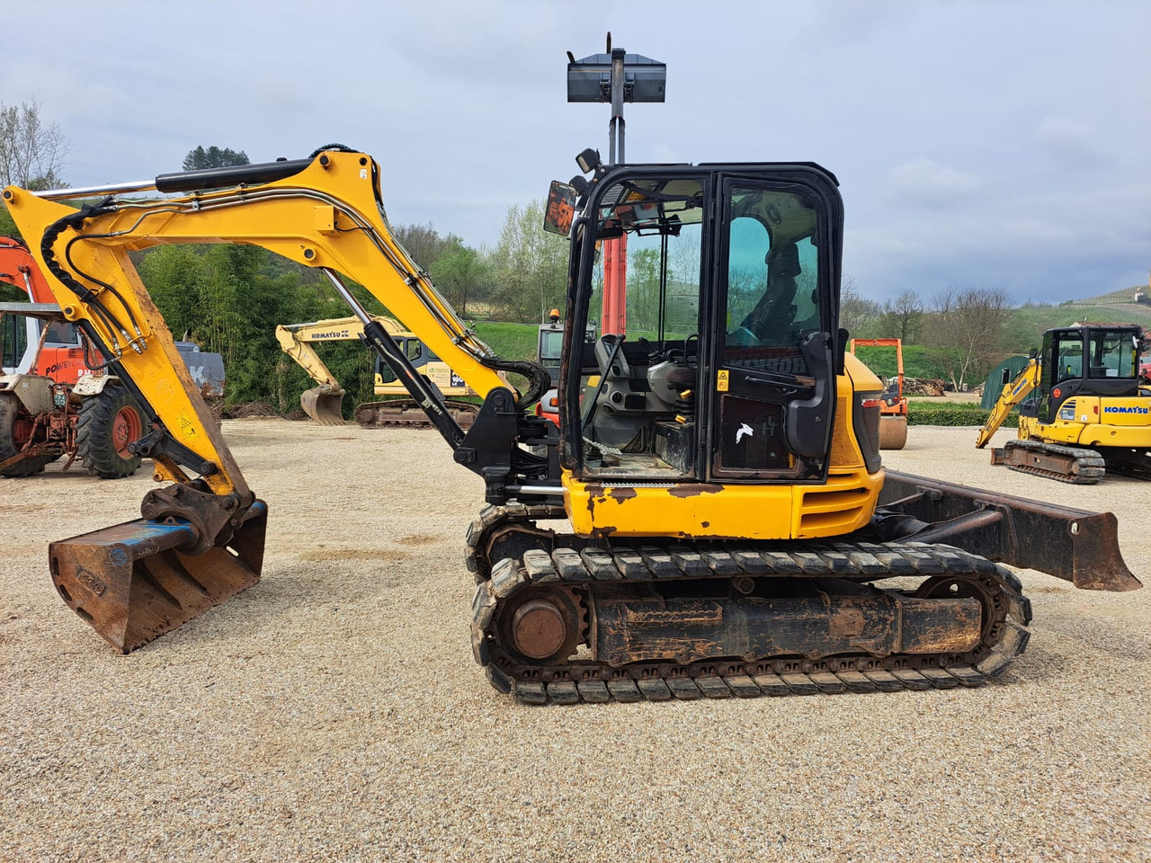 JCB 85Z - Міні-екскаватор: фото 2 JCB 85Z - Міні-екскаватор: фото 2