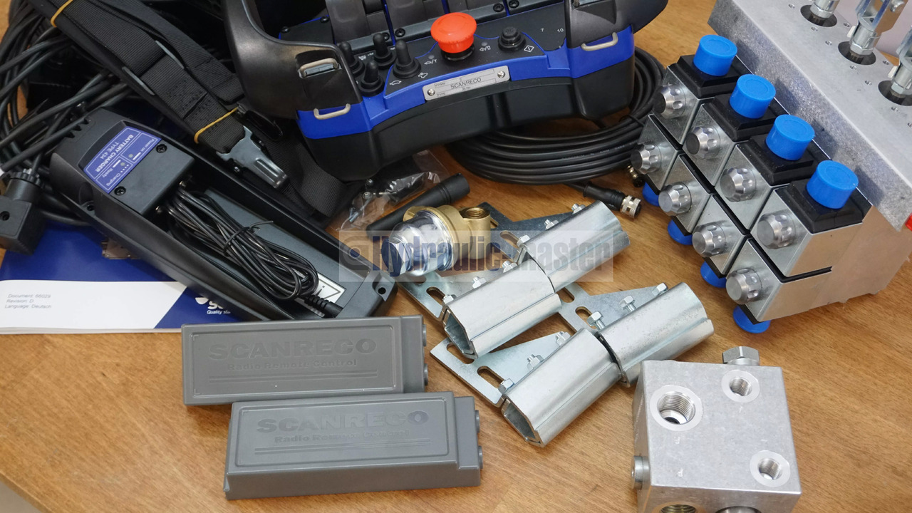 Будівельна техніка Scanreco RC 400 Radio Remote Control with 4 Functions  with Actuators 12/24V for HIAB: фото 8