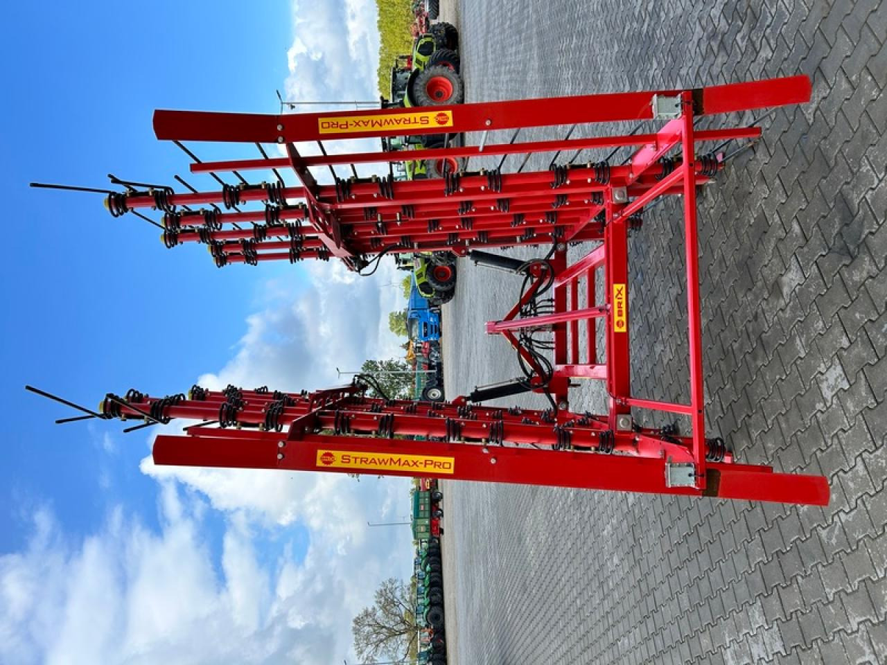 BRIX STROHSTRIEGEL STR720H - Техніка для обробки ґрунту: фото 2 BRIX STROHSTRIEGEL STR720H - Техніка для обробки ґрунту: фото 2
