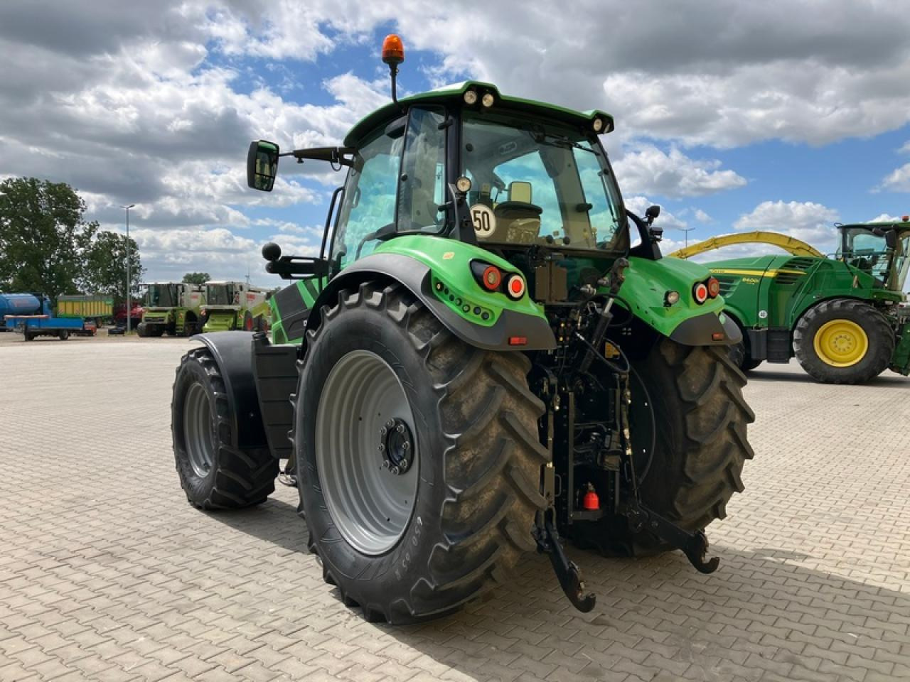 Deutz-Fahr 6175 TTV - Трактор: фото 3 Deutz-Fahr 6175 TTV - Трактор: фото 3