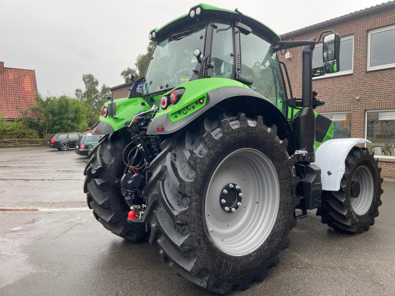 Deutz-Fahr 6210 PSHIFT AKTION - Трактор: фото 4 Deutz-Fahr 6210 PSHIFT AKTION - Трактор: фото 4