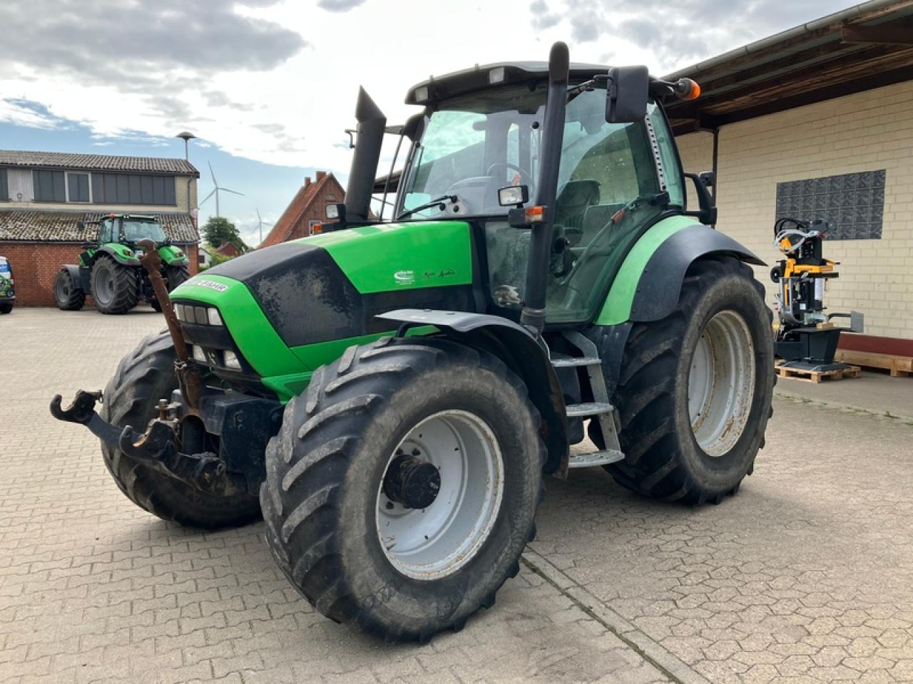 Deutz-Fahr M620 - Трактор: фото 1 Deutz-Fahr M620 - Трактор: фото 1