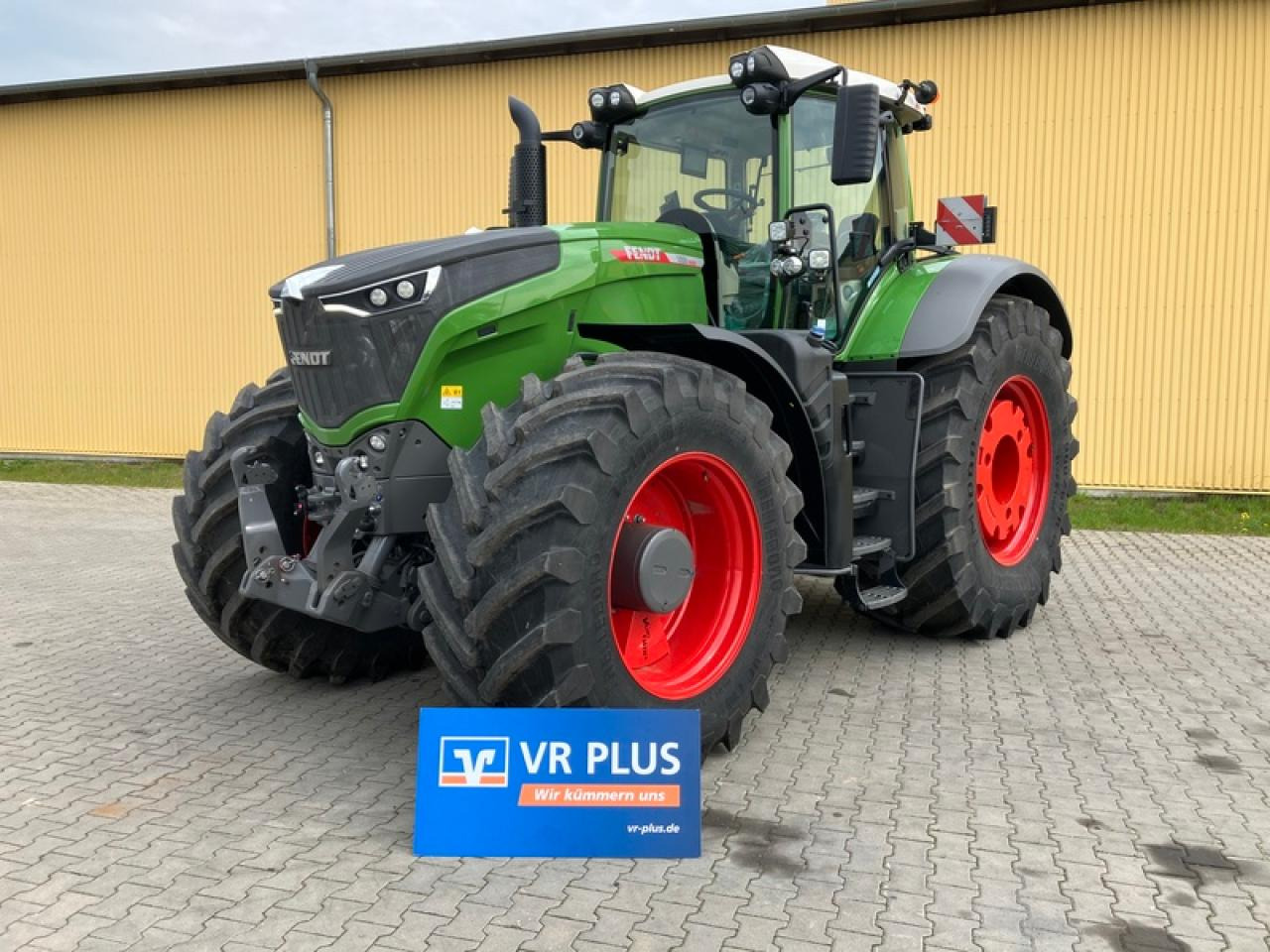 Fendt VARIO 1050 - Трактор: фото 1 Fendt VARIO 1050 - Трактор: фото 1