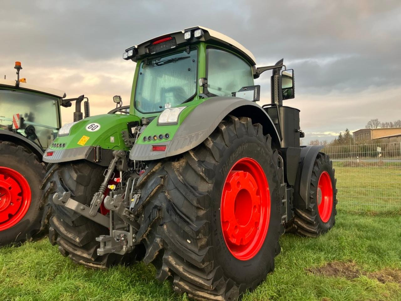 Fendt VARIO 1050 - Трактор: фото 3 Fendt VARIO 1050 - Трактор: фото 3